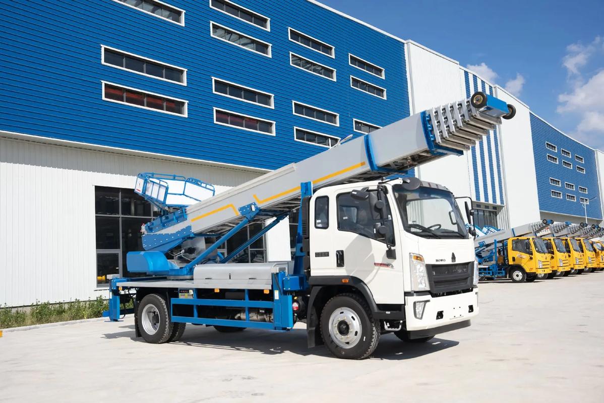 滁州琅琊出租云梯车高空作业车 建筑垃圾搬运